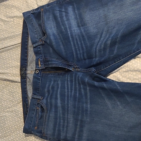 Lucky Brand Men's 363 Vintage Straight Jean - Picture 3 of 10